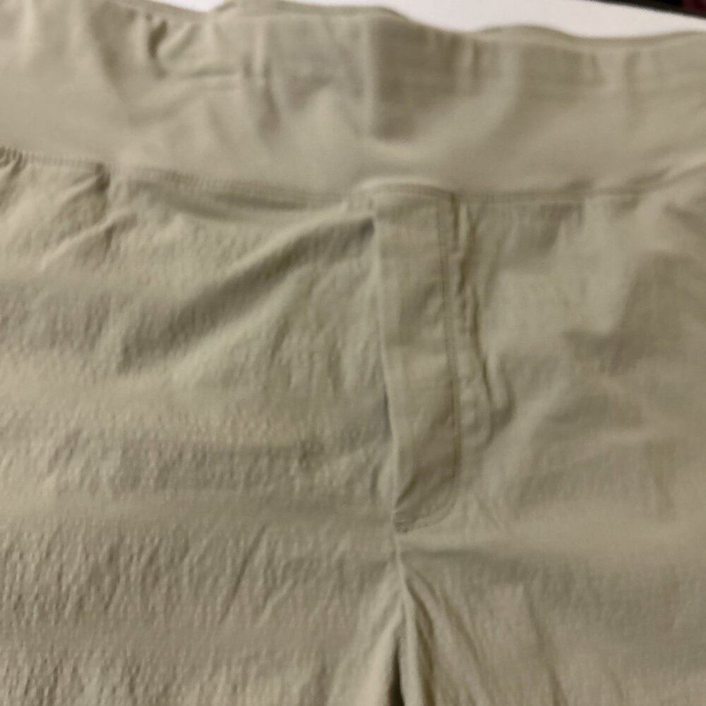 New Athleta Short Trekkie North Shorts Women 18 Tan Workout Hiking  Athleisure - Picture 3 of 10